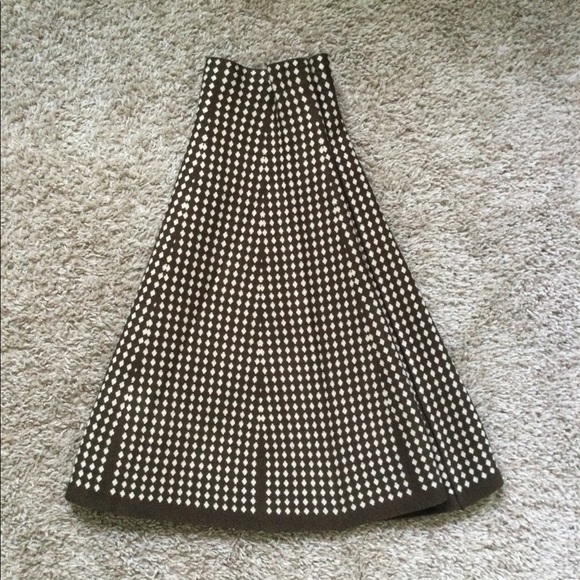 🔥🔥HOST PIC🔥🔥Max Studio Knitted Skirt - Picture 12 of 15